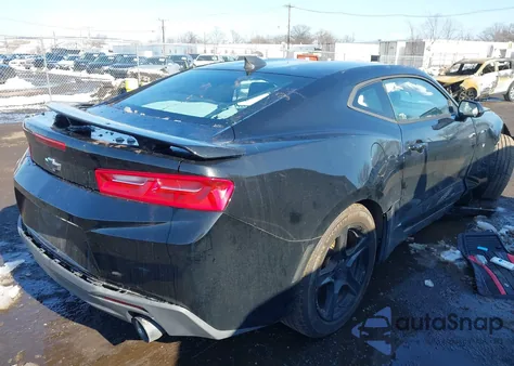2017 Chevrolet Camaro 1Lt z USA, uszkodzony, nr VIN 1G1FB1RS3H0114593